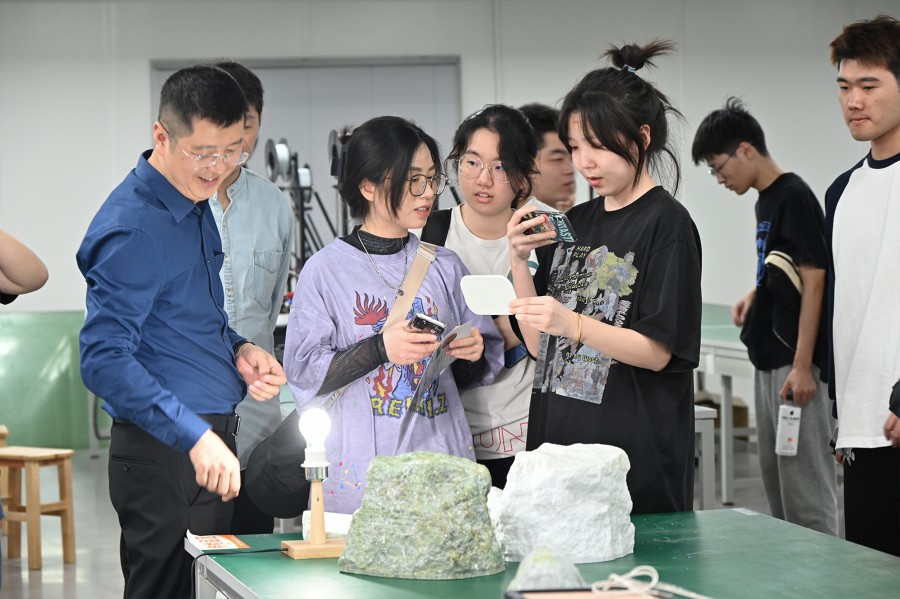 1682300630115841CC64.jpg 20.jpg