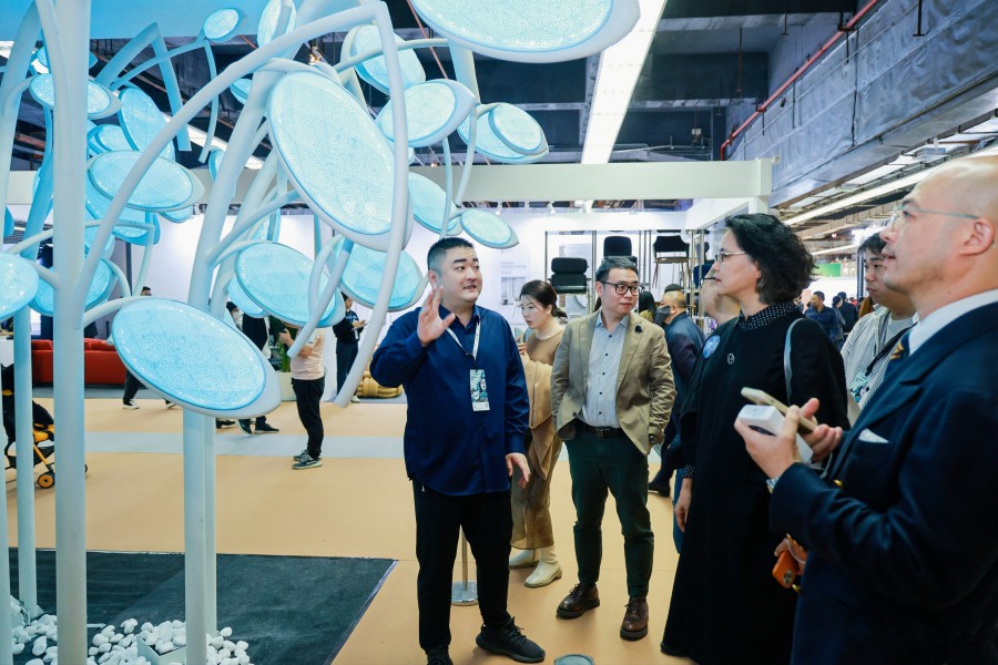 1702112578355012C361.jpg R6M_1170-opq664966104.jpg